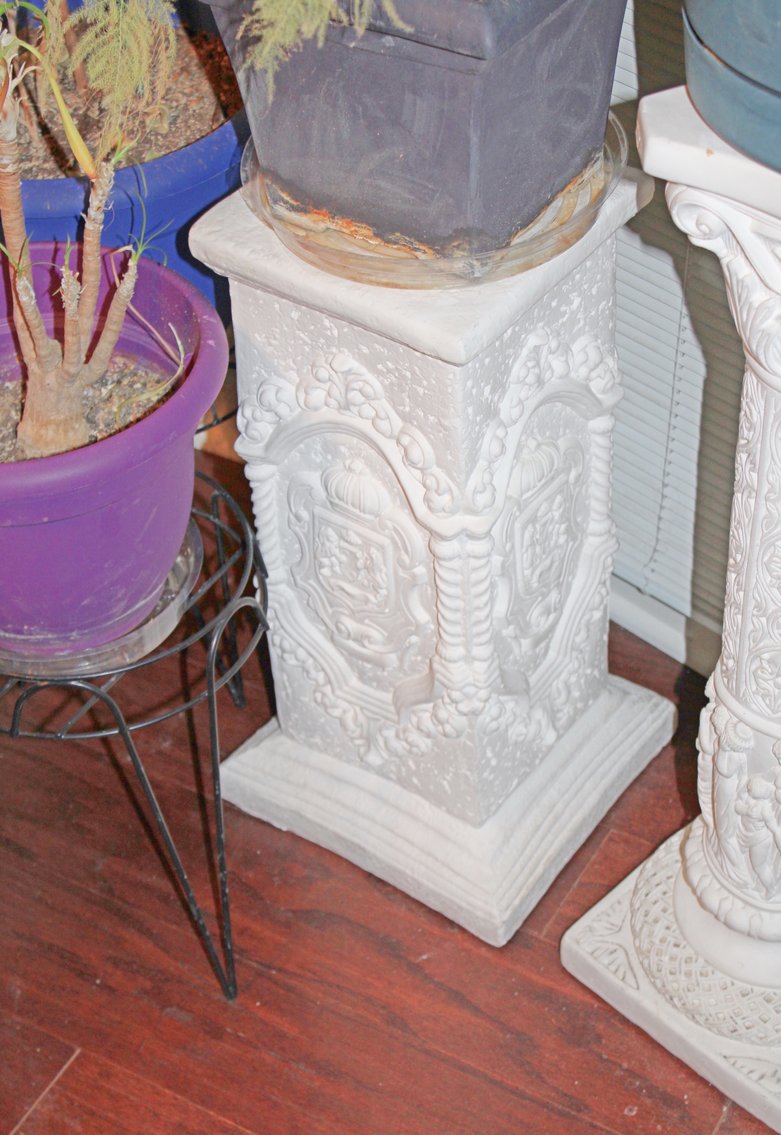 Image for UPSCALE LIVING ESTATE AUCTION