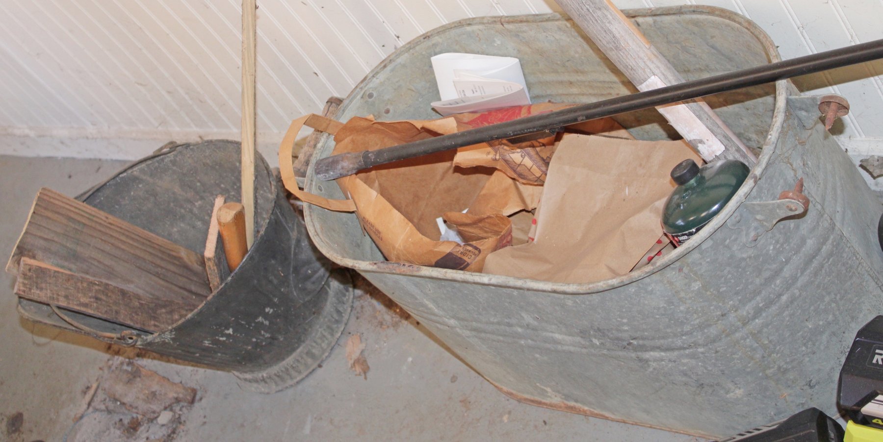 Image for EMERGENCY LAST MINUTE LIVING ESTATE AUCTION