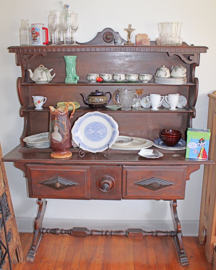 Image for EMERGENCY LAST MINUTE LIVING ESTATE AUCTION