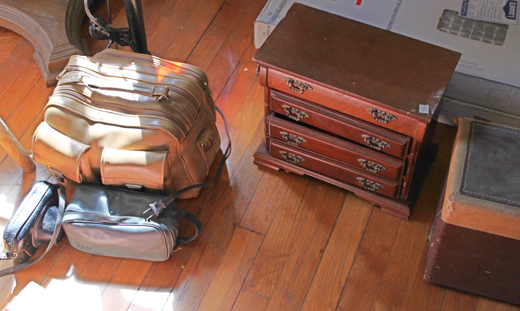 Image for EMERGENCY LAST MINUTE LIVING ESTATE AUCTION