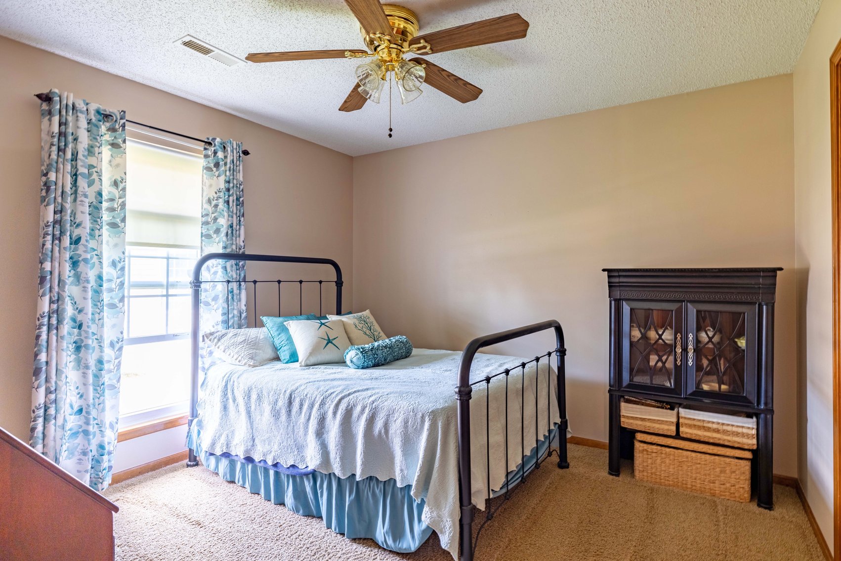 Image for REAL ESTATE & PERSONAL PROPERTY AUCTION