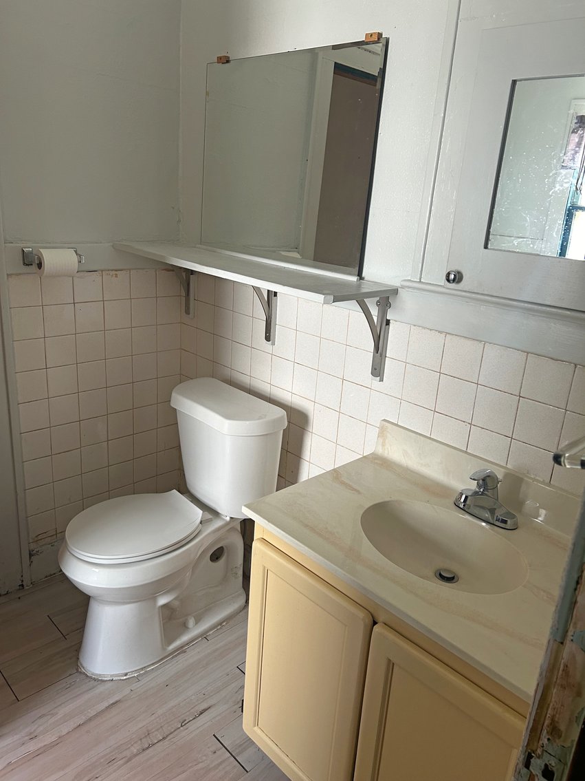 Image for ABSOLUTE ONLINE ONLY REAL ESTATE AUCTION