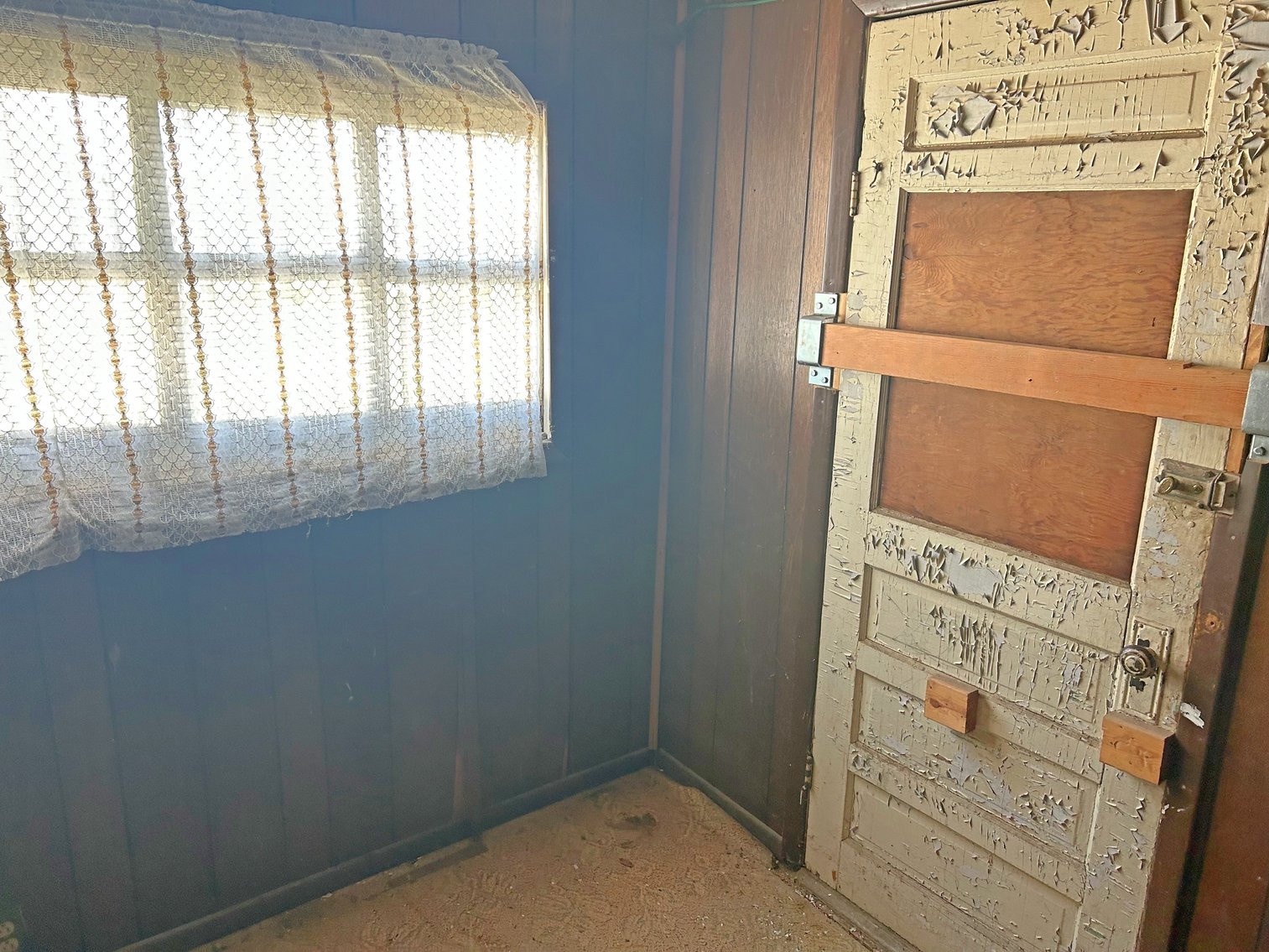 Image for ABSOLUTE ONLINE ONLY REAL ESTATE AUCTION