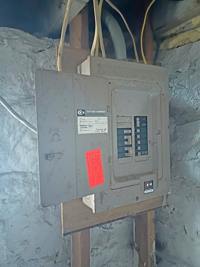 Image for ABSOLUTE ONLINE ONLY REAL ESTATE AUCTION