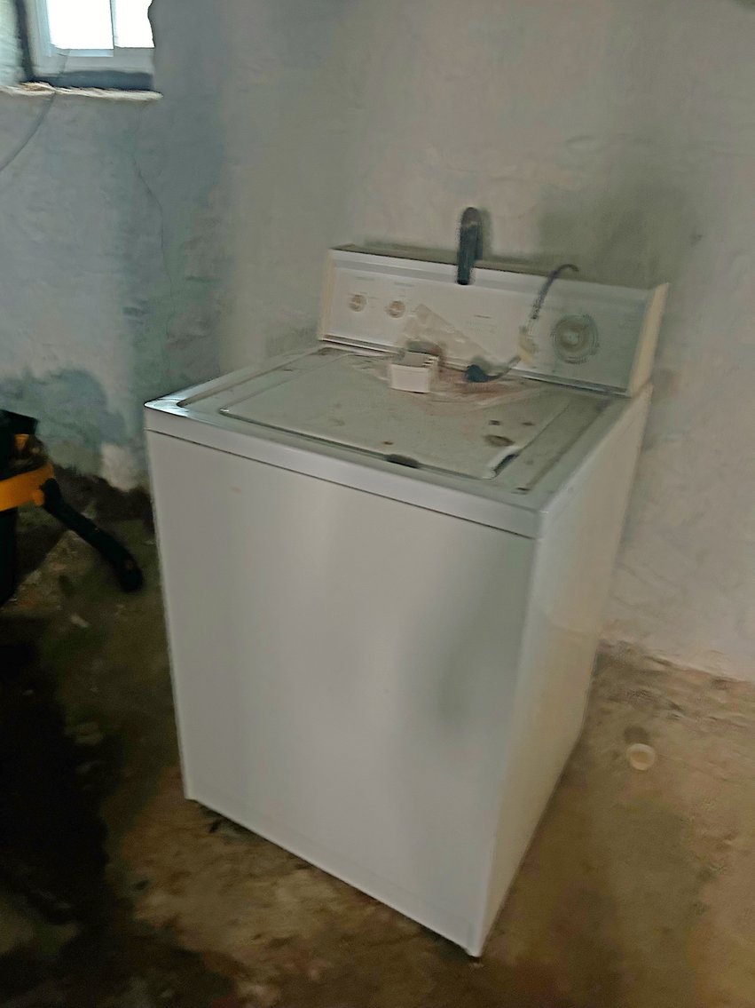 Image for ABSOLUTE ONLINE ONLY REAL ESTATE AUCTION