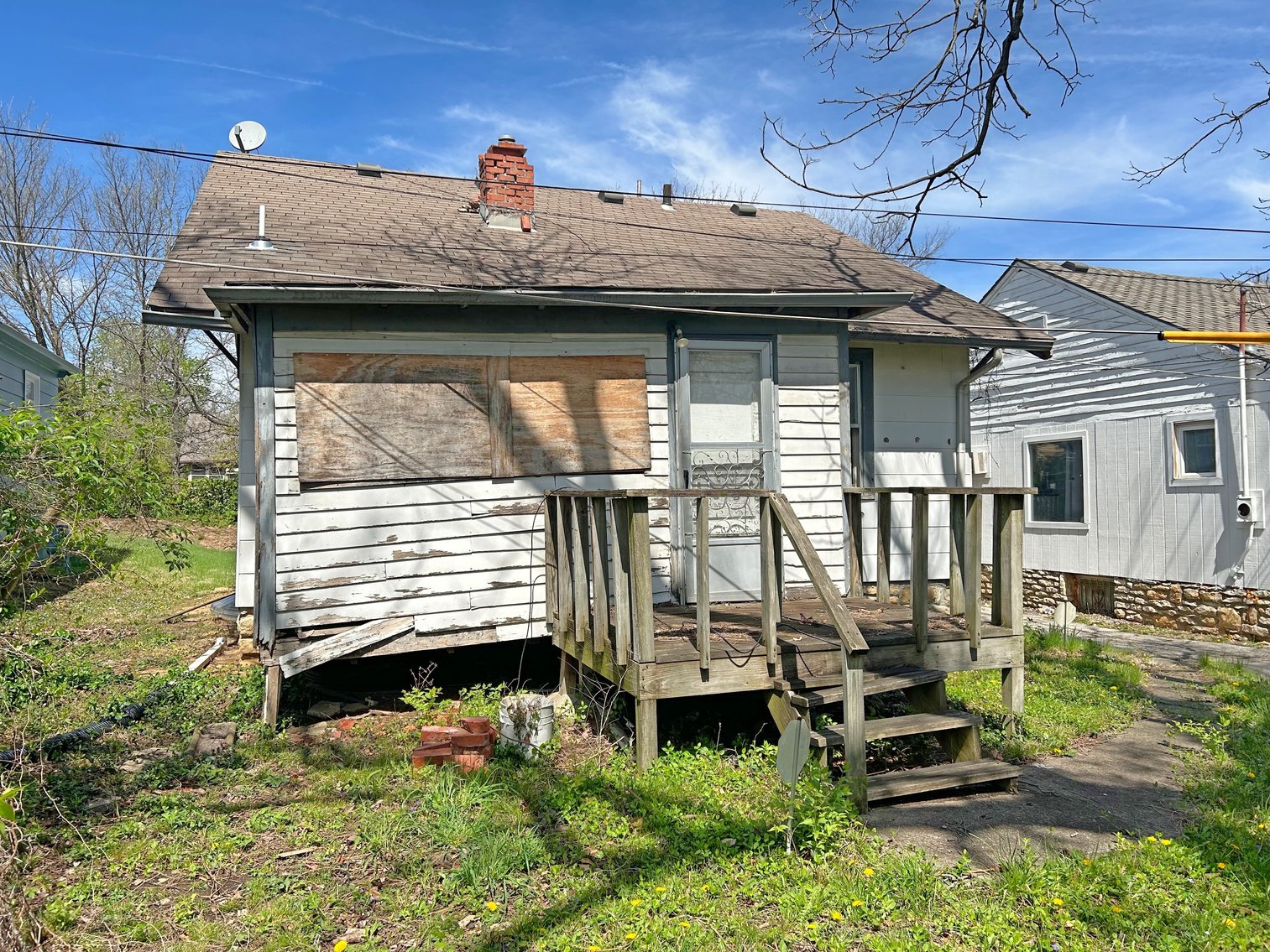 Image for ABSOLUTE ONLINE ONLY REAL ESTATE AUCTION