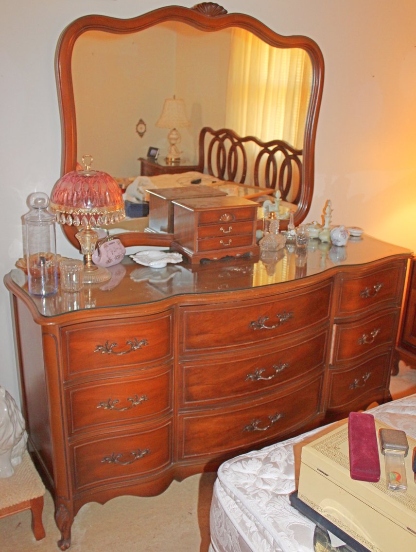 Image for ESTATE AUCTION