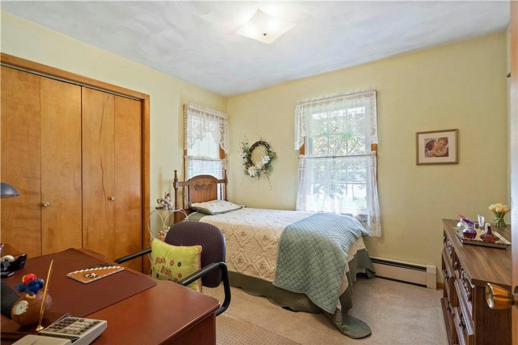 Image for LIVING ESTATE AUCTION