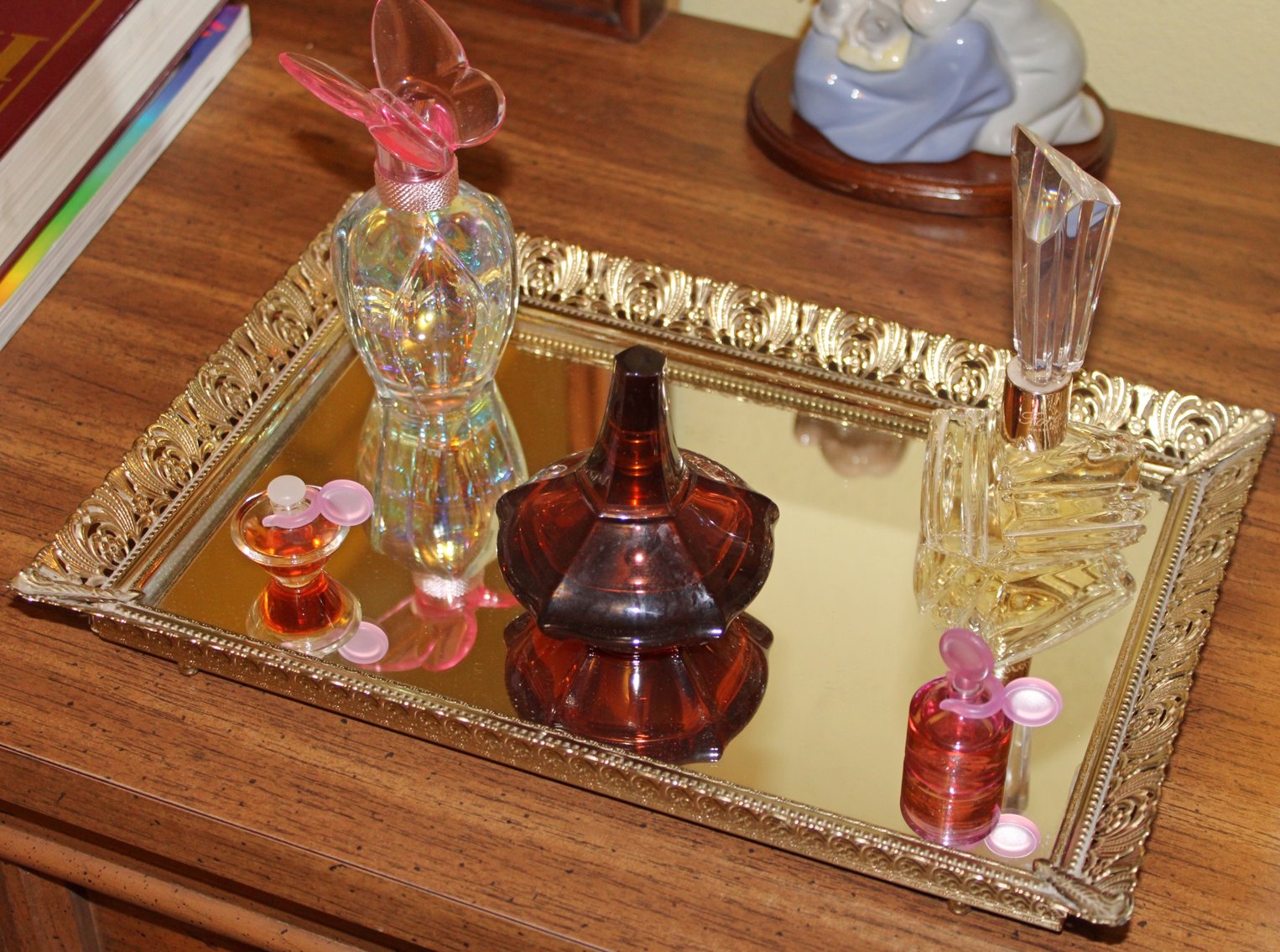 Image for LIVING ESTATE AUCTION