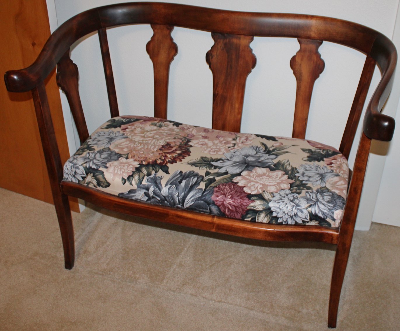 Image for LIVING ESTATE AUCTION