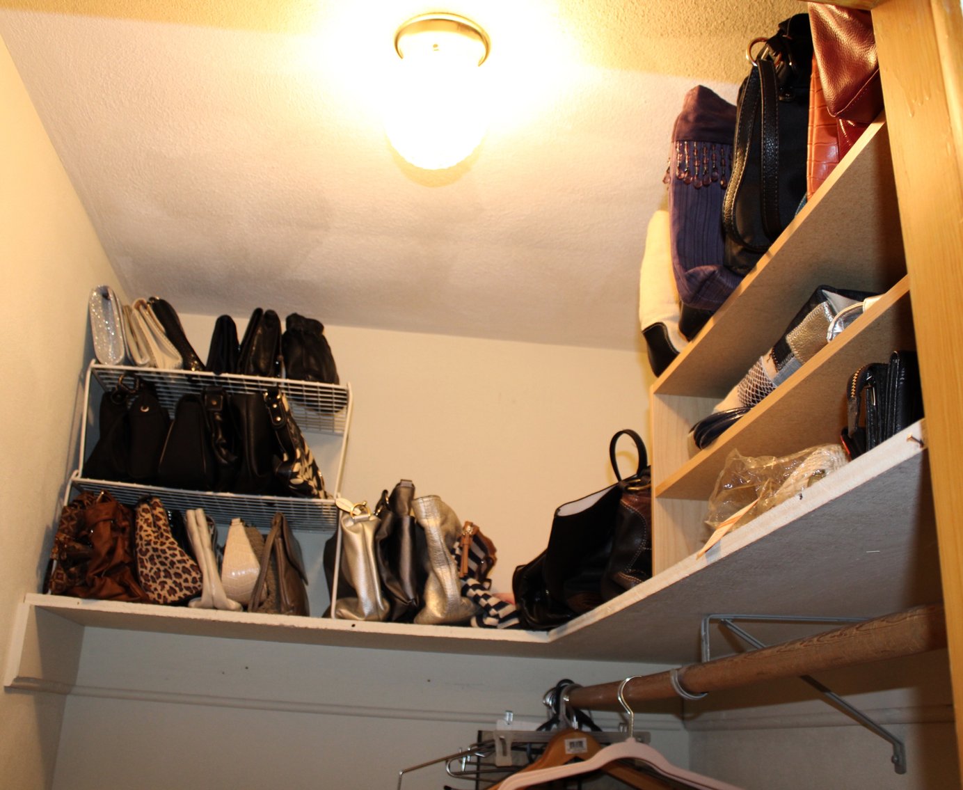 Image for LIVING ESTATE AUCTION