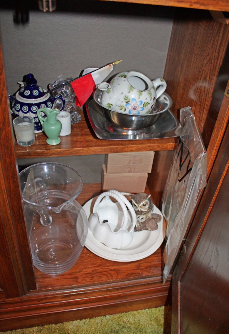 Image for LIVING ESTATE AUCTION