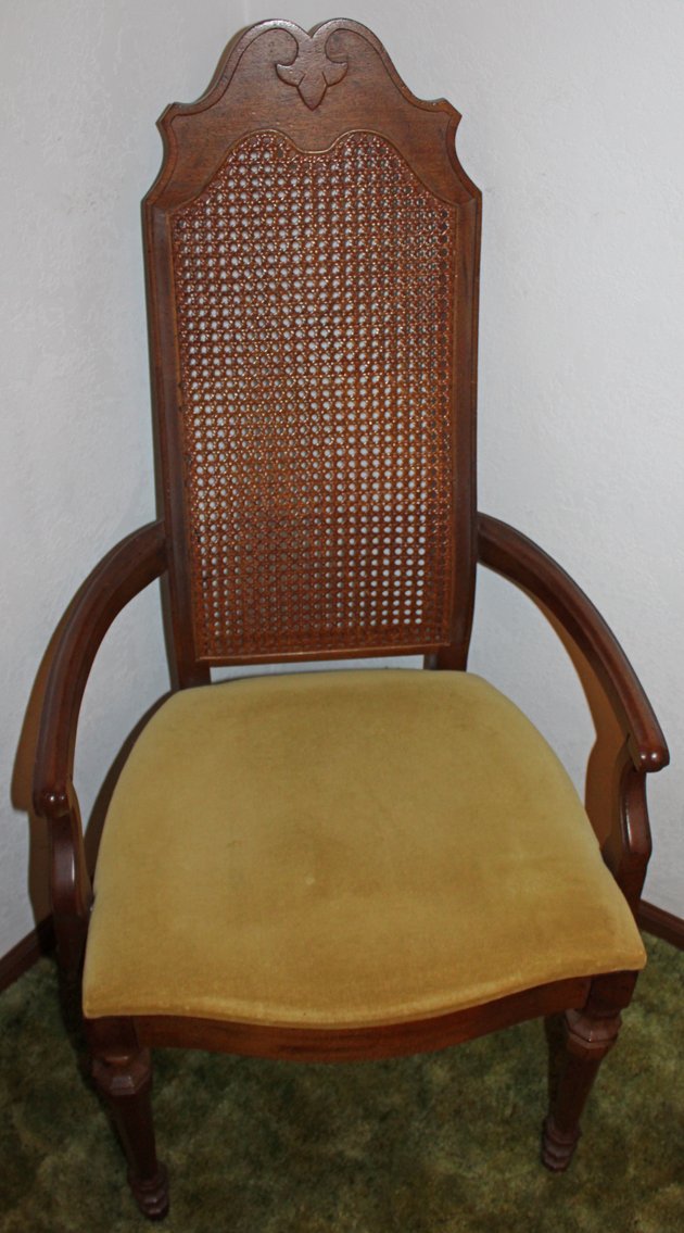 Image for LIVING ESTATE AUCTION