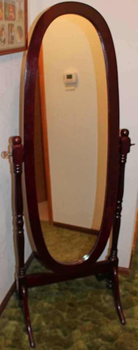 Image for LIVING ESTATE AUCTION