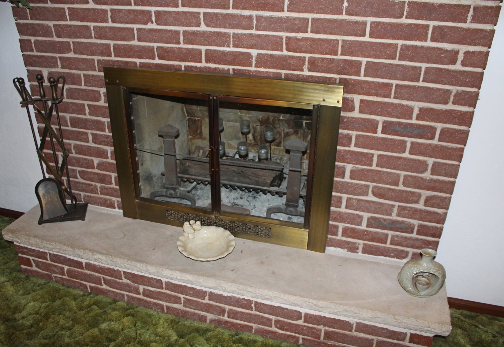 Image for LIVING ESTATE AUCTION