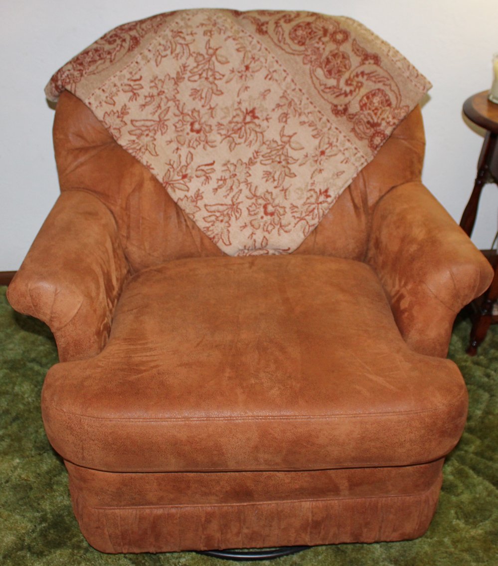 Image for LIVING ESTATE AUCTION