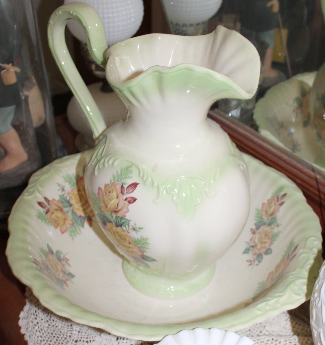 Image for MEGA DOUBLE ESTATE AUCTION