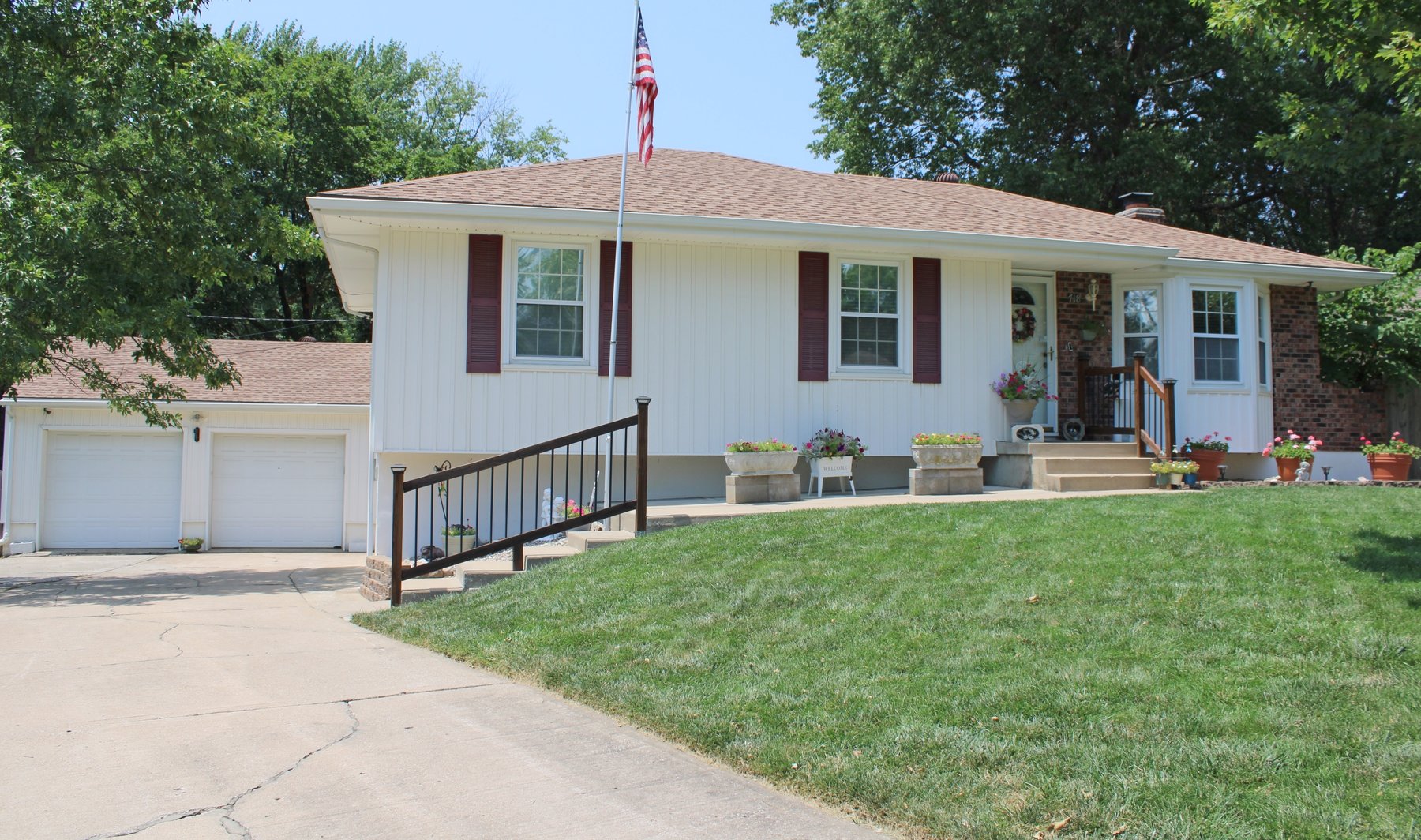 Image for REAL ESTATE & PERSONAL PROPERTY AUCTION