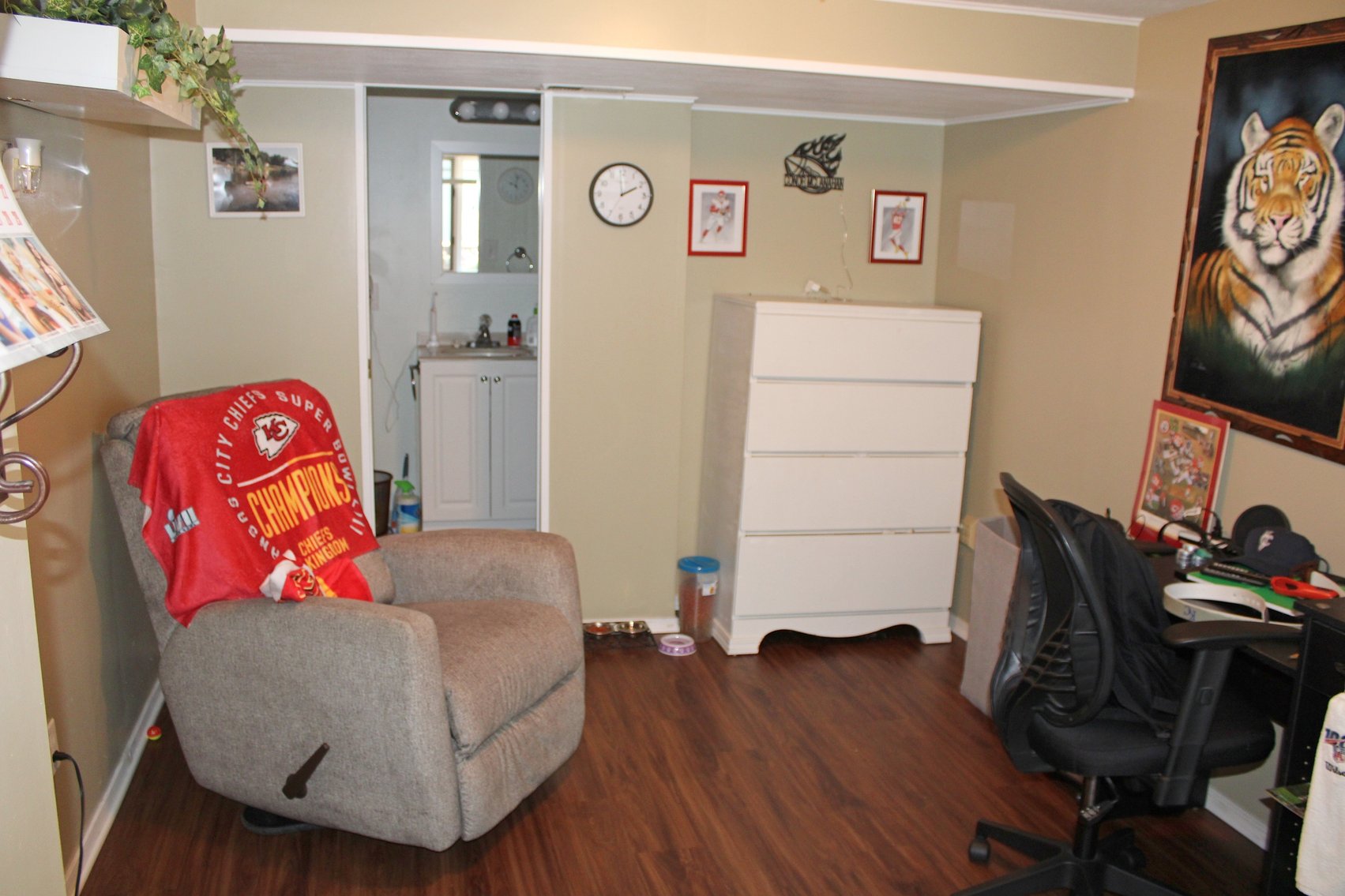 Image for REAL ESTATE & PERSONAL PROPERTY AUCTION