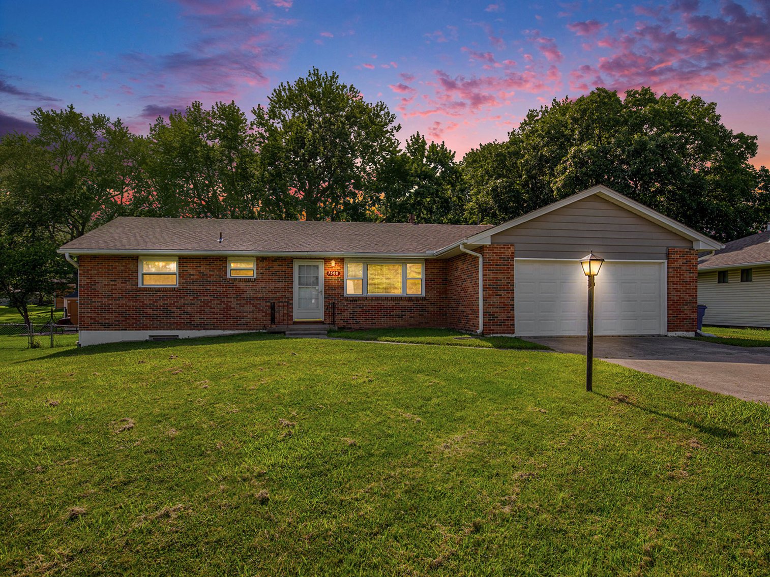 Image for REAL ESTATE & PERSONAL PROPERTY AUCTION