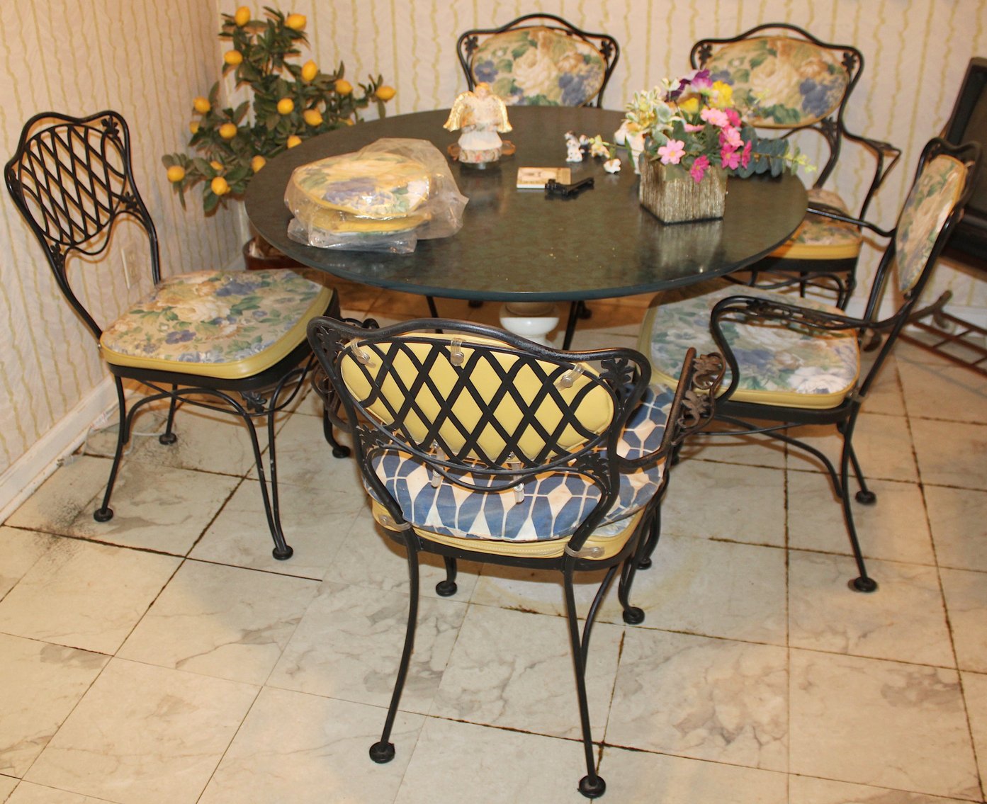 Image for EMERGENCY LAST MINUTE! VINTAGE TIME CAPSULE ESTATE AUCTION