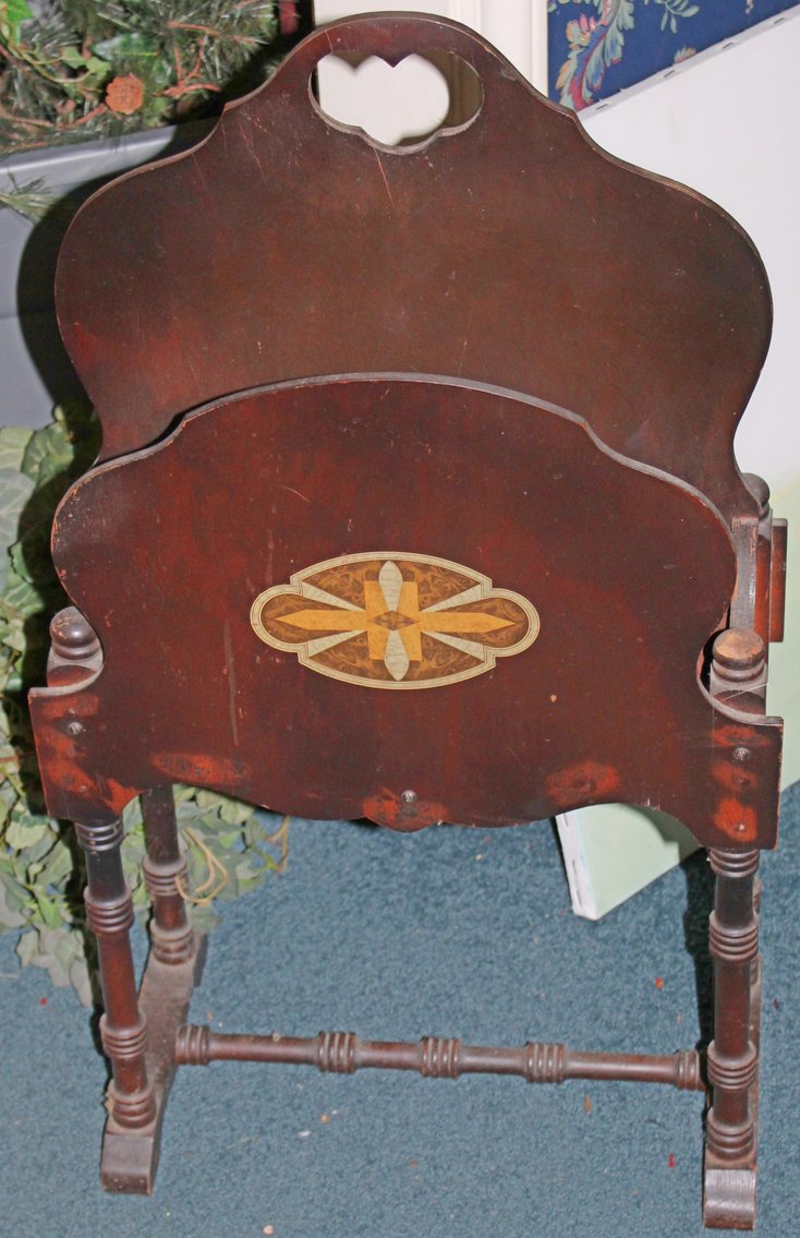 Image for ANTIQUE COLLECTOR'S LIVING ESTATE AUCTION