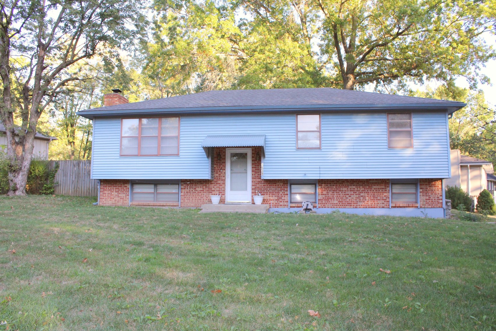 Image for REAL ESTATE & PERSONAL PROPERTY AUCTION