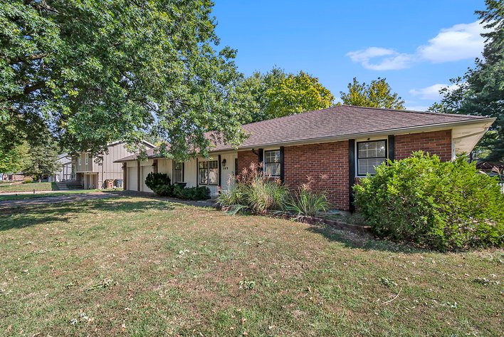 Image for REAL ESTATE & PERSONAL PROPERTY AUCTION