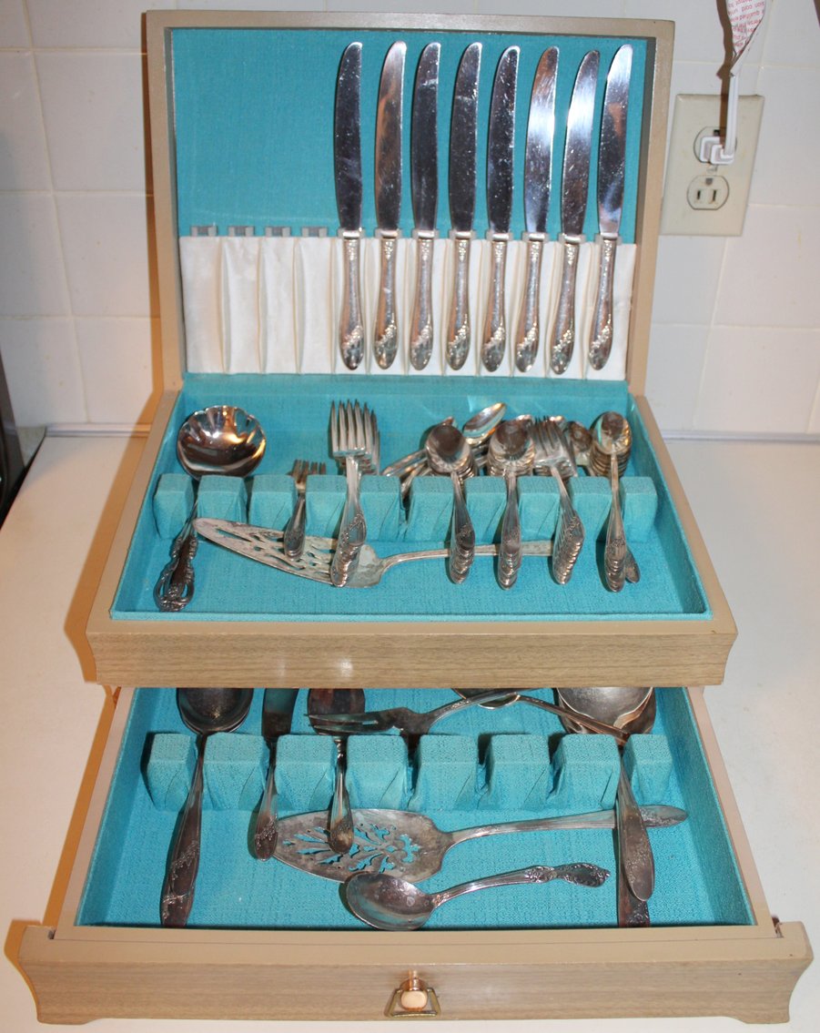 Image for ESTATE AUCTION