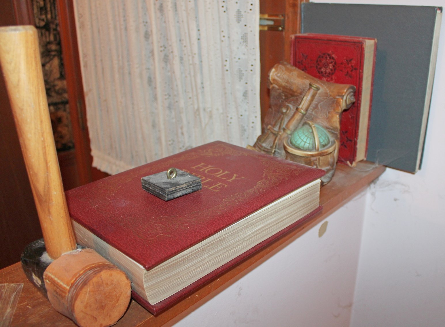 Image for ESTATE AUCTION