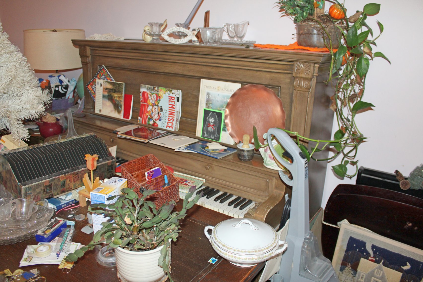 Image for ESTATE AUCTION