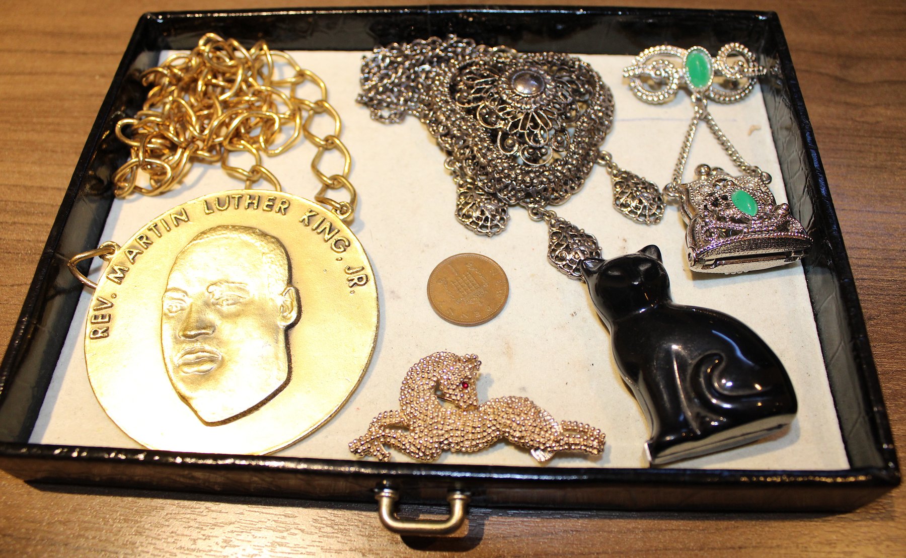 Image for ANTIQUE ESTATE AUCTION