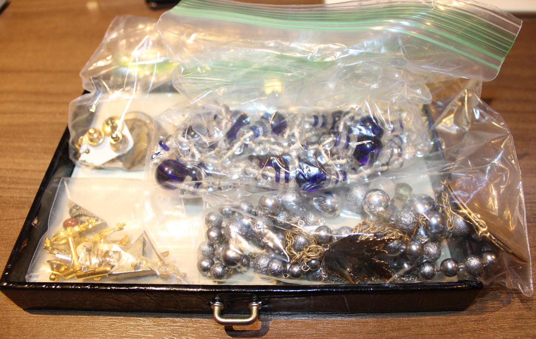 Image for ANTIQUE ESTATE AUCTION