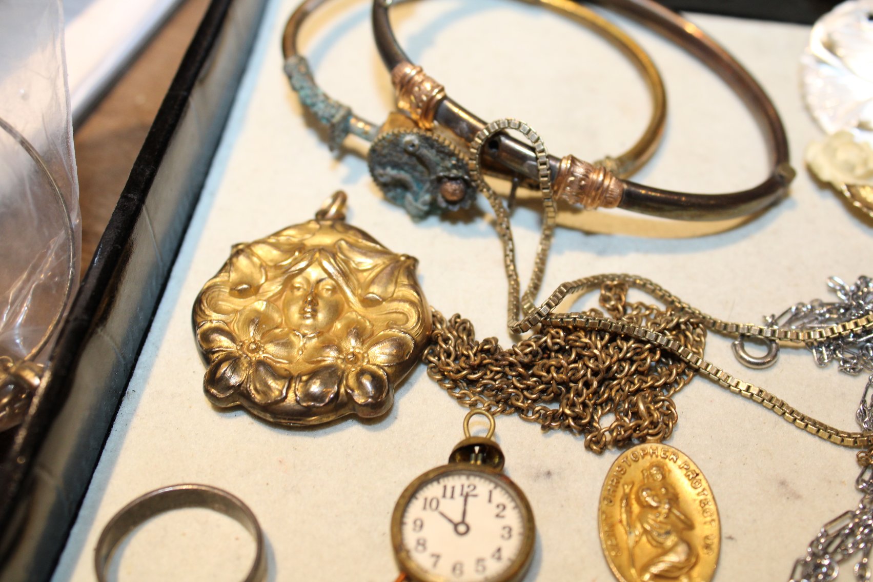 Image for ANTIQUE ESTATE AUCTION