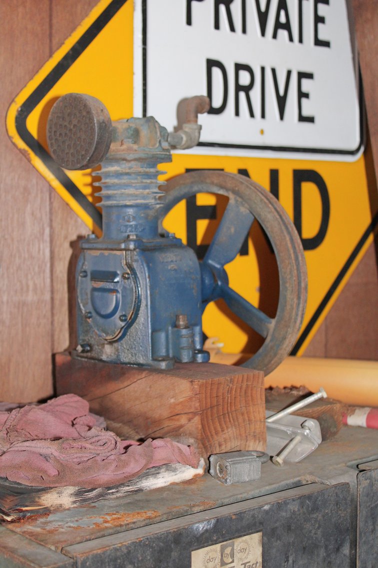 Image for TRUST ORDERED AUCTION 1 of 2