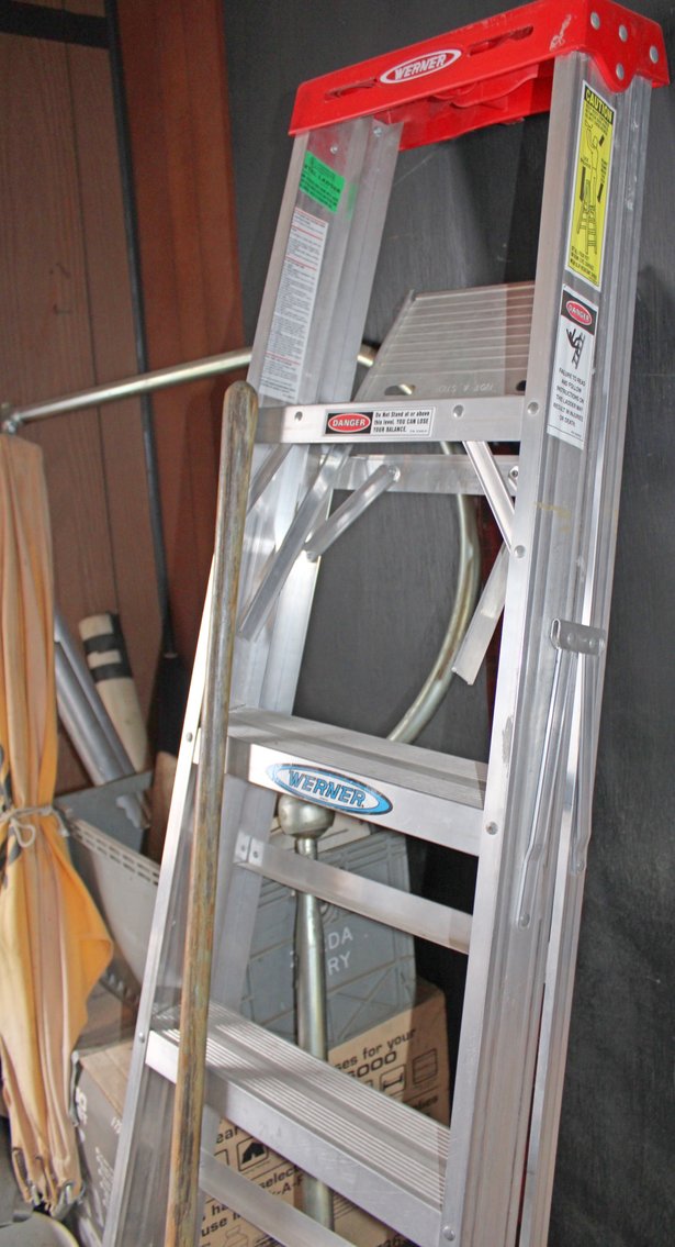 Image for TRUST ORDERED AUCTION 1 of 2