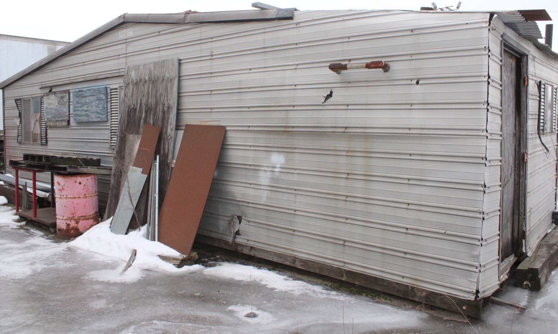 Image for TRUST ORDERED AUCTION 1 of 2