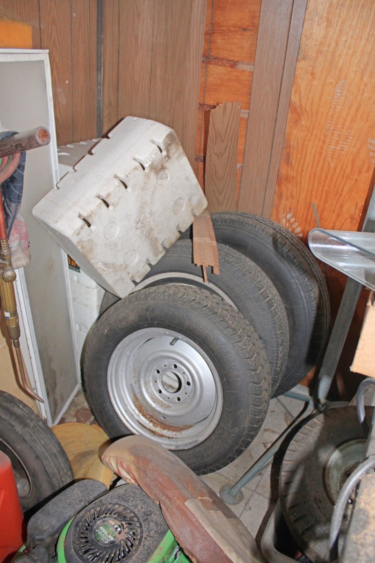 Image for TRUST ORDERED AUCTION 1 of 2