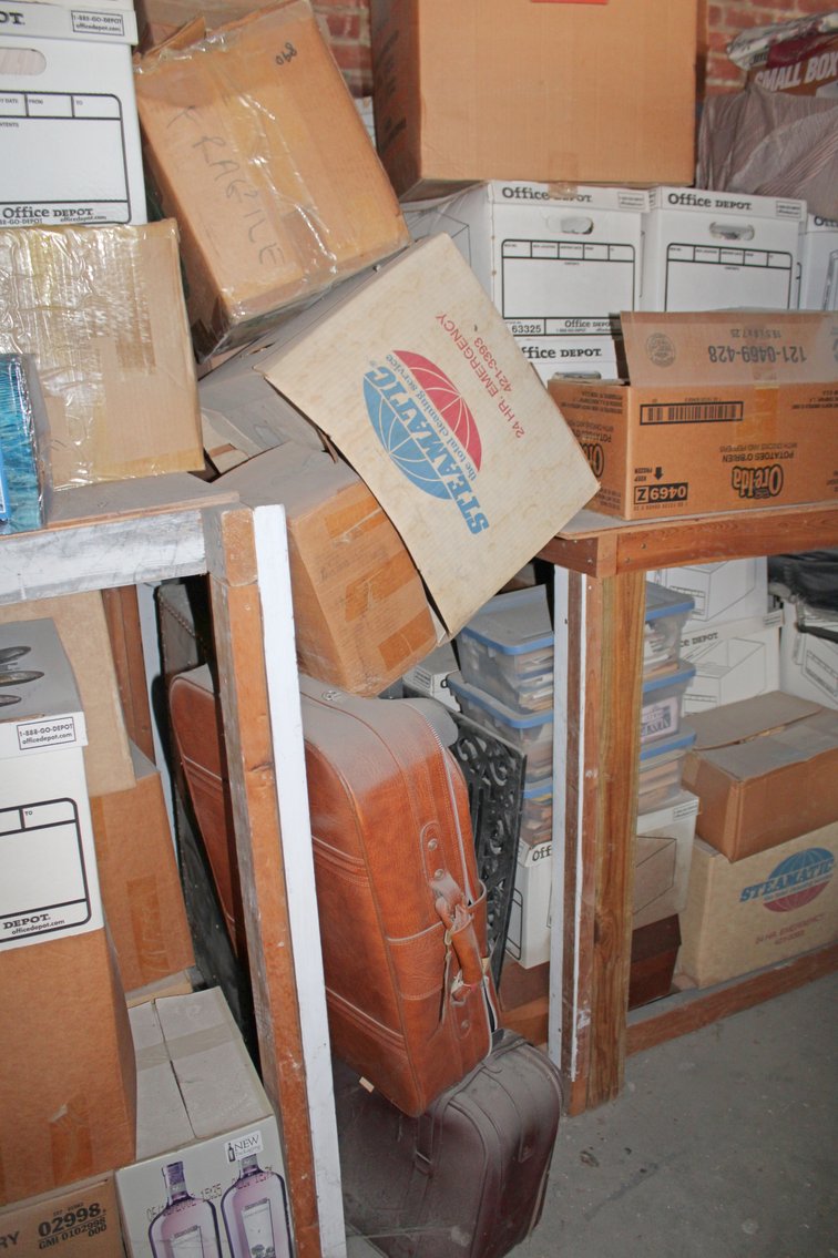 Image for INDOOR PRIVATE CELEBRITY MYSTERY AUCTION