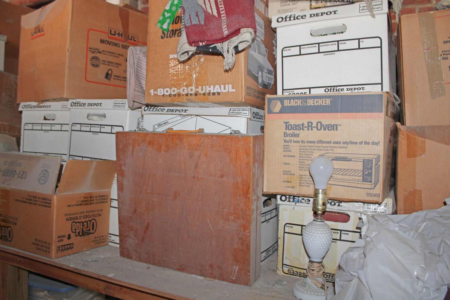 Image for INDOOR PRIVATE CELEBRITY MYSTERY AUCTION