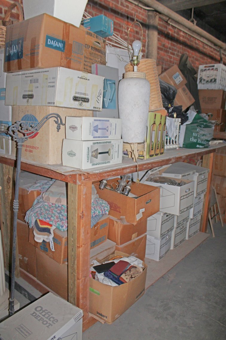 Image for INDOOR PRIVATE CELEBRITY MYSTERY AUCTION