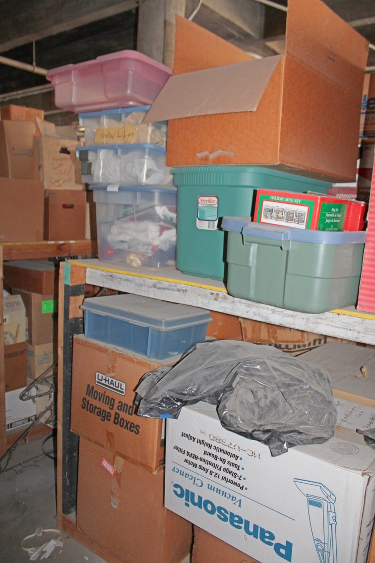 Image for INDOOR PRIVATE CELEBRITY MYSTERY AUCTION