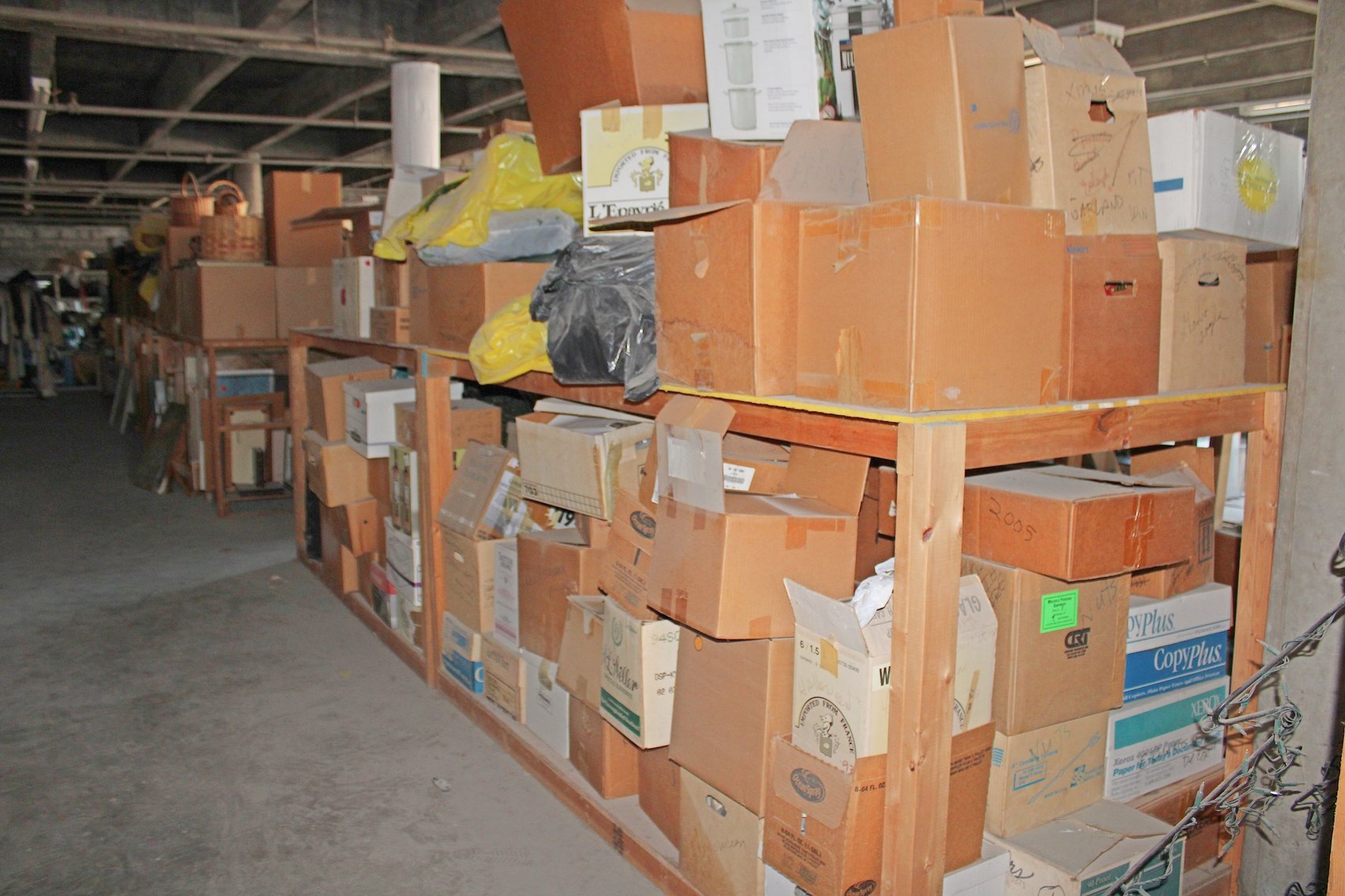 Image for INDOOR PRIVATE CELEBRITY MYSTERY AUCTION