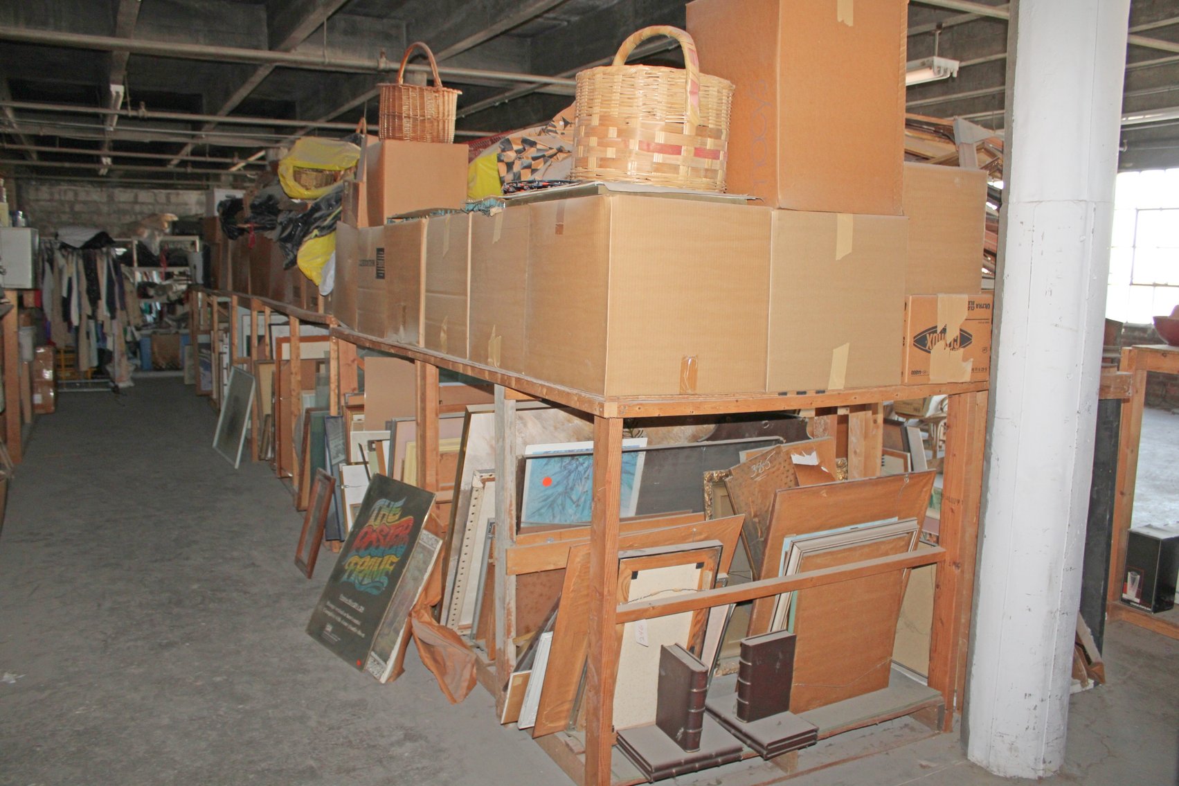 Image for INDOOR PRIVATE CELEBRITY MYSTERY AUCTION