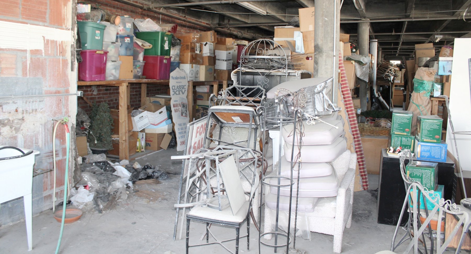 Image for INDOOR PRIVATE CELEBRITY MYSTERY AUCTION