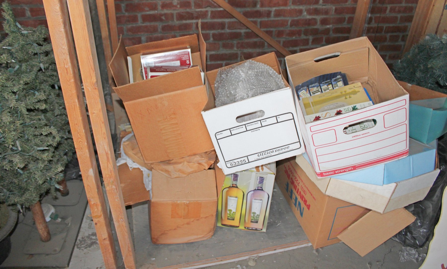 Image for INDOOR PRIVATE CELEBRITY MYSTERY AUCTION