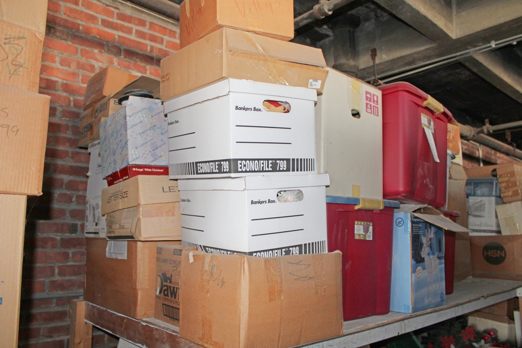 Image for INDOOR PRIVATE CELEBRITY MYSTERY AUCTION