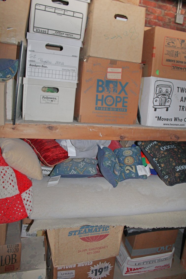 Image for INDOOR PRIVATE CELEBRITY MYSTERY AUCTION