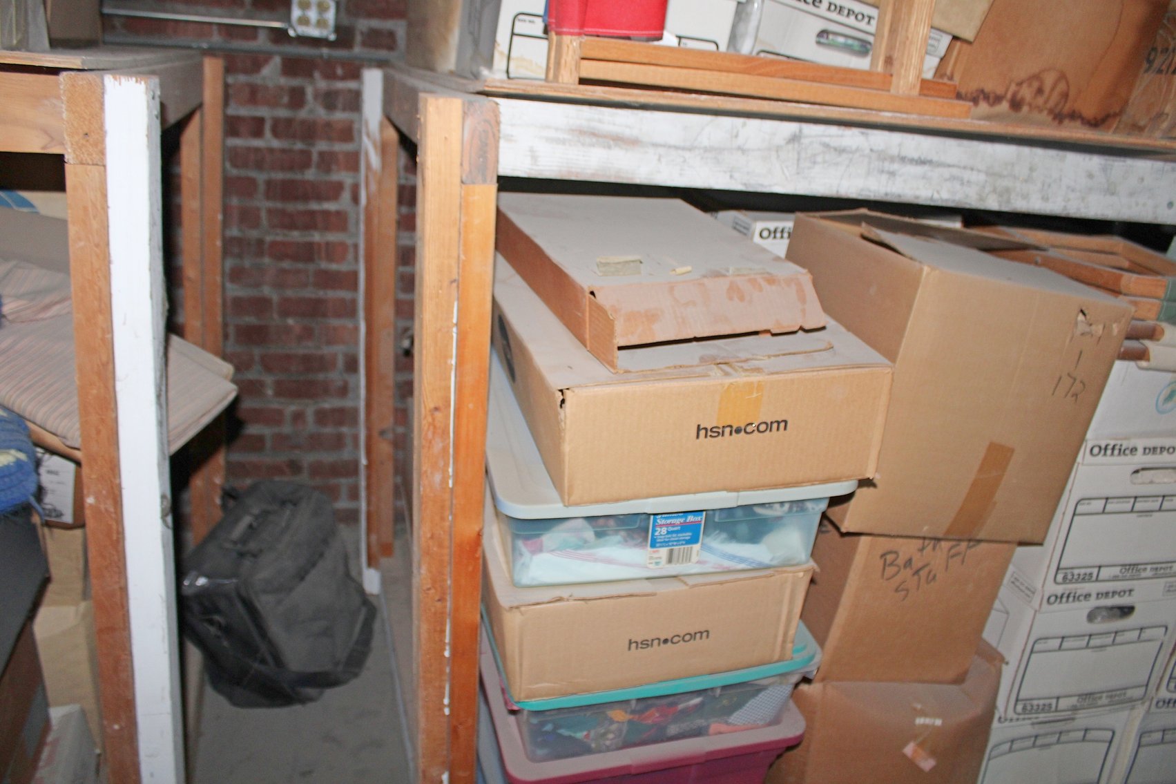 Image for INDOOR PRIVATE CELEBRITY MYSTERY AUCTION