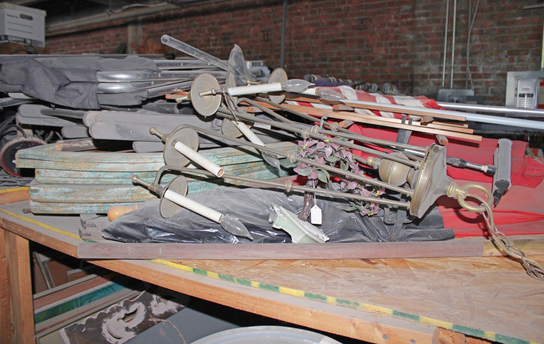 Image for INDOOR PRIVATE CELEBRITY MYSTERY AUCTION